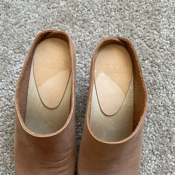 Bryr Chloe clogs size 34 (US 4.5) in Clay - Picture 7 of 9